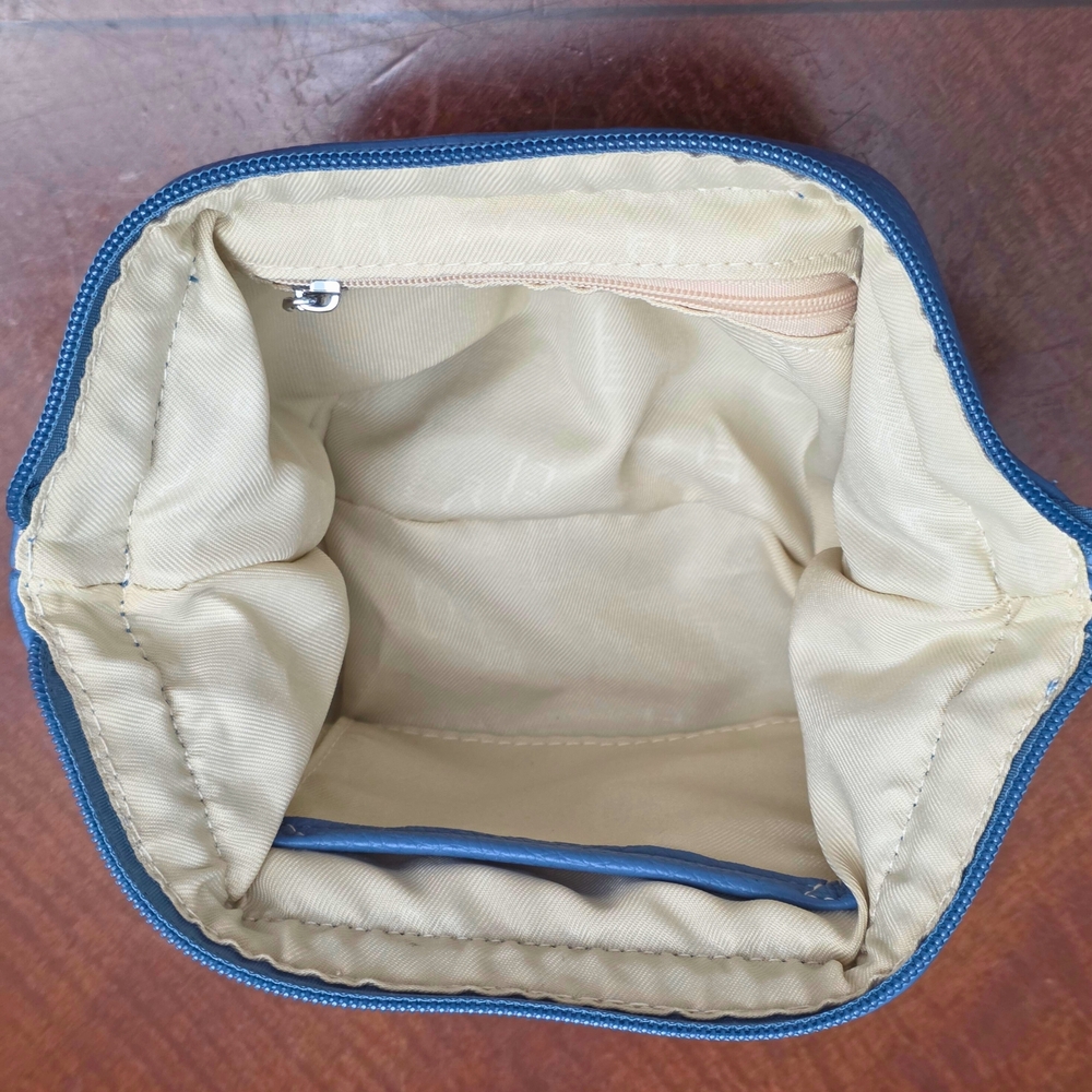 Pixie Mood Josie Travel Pouch Blue 100% Vegan‎ Leather Cosmetic Bag Organizer - Picture 9 of 14